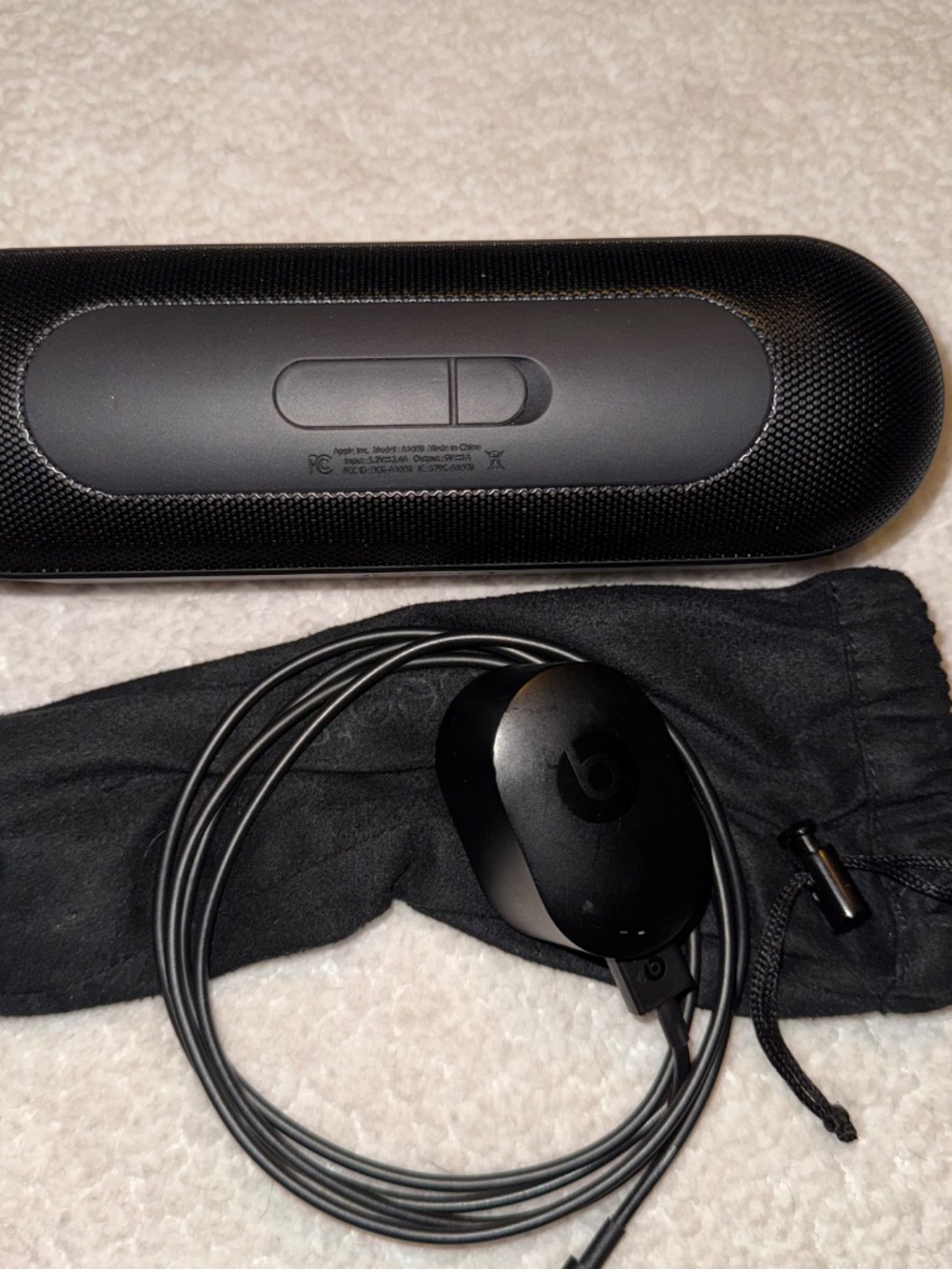 Beats By Dre Pill + - Black - Picture 3 of 4